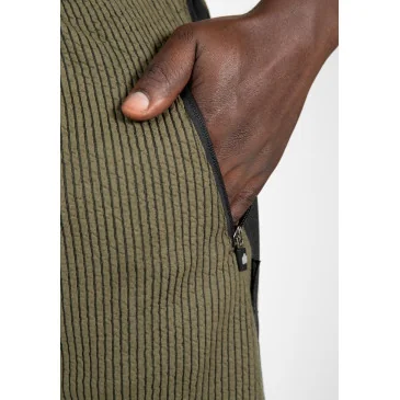 Augustine Old School Pants Army Green de Gorilla Wear - Nutriwellness