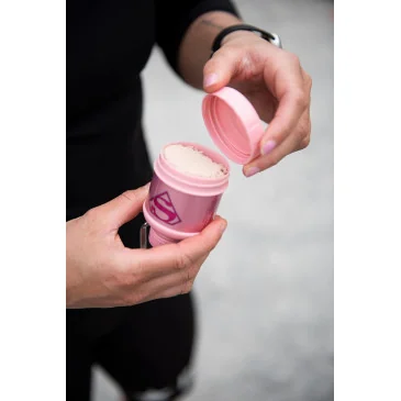 Whey2Go Funnel - DC Comics - Supergirl - 110 ml de SmartShake pas cher