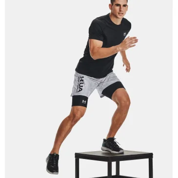 Short long à poche HeatGear® Black d'Under Armour pas cher