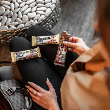 Protein Snack Bar - 30 x 40g de Nutrend pas cher